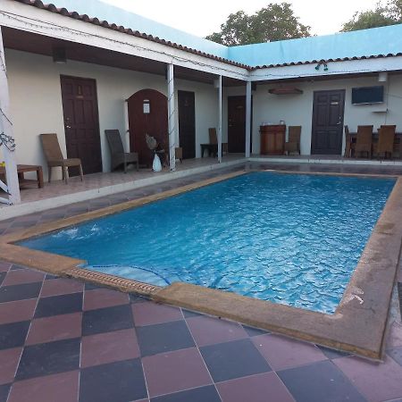 Green Hill Guest House Willemstad Buitenkant foto