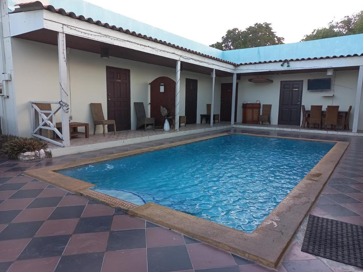 Green Hill Guest House Willemstad Buitenkant foto