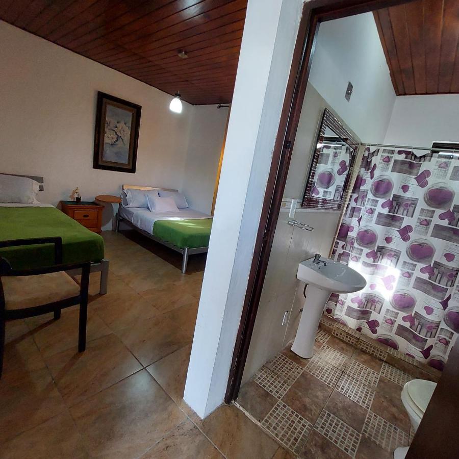 Green Hill Guest House Willemstad Buitenkant foto
